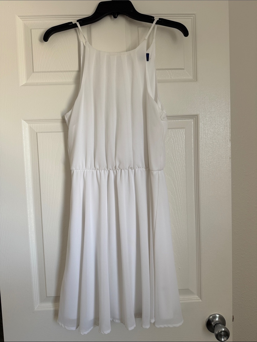Francesca’s White Dress - Elegant Simple Style